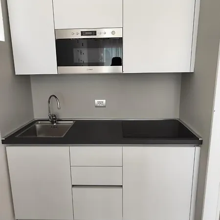 Giuly House Apartment *